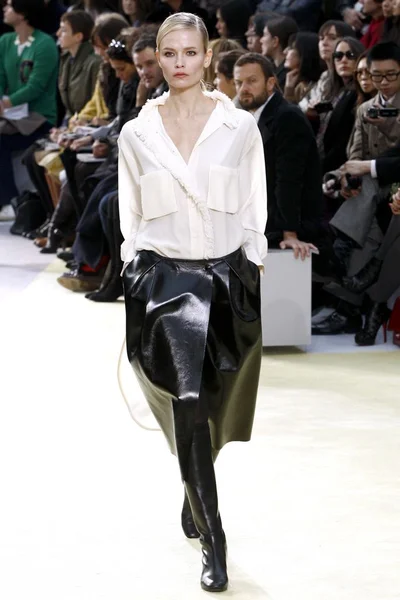 Look 26